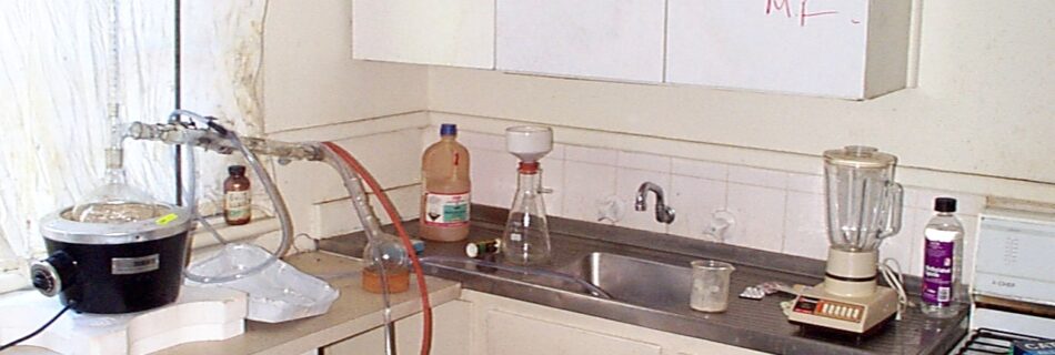 Clandestine laboratory sample and illicit drug sample analysis